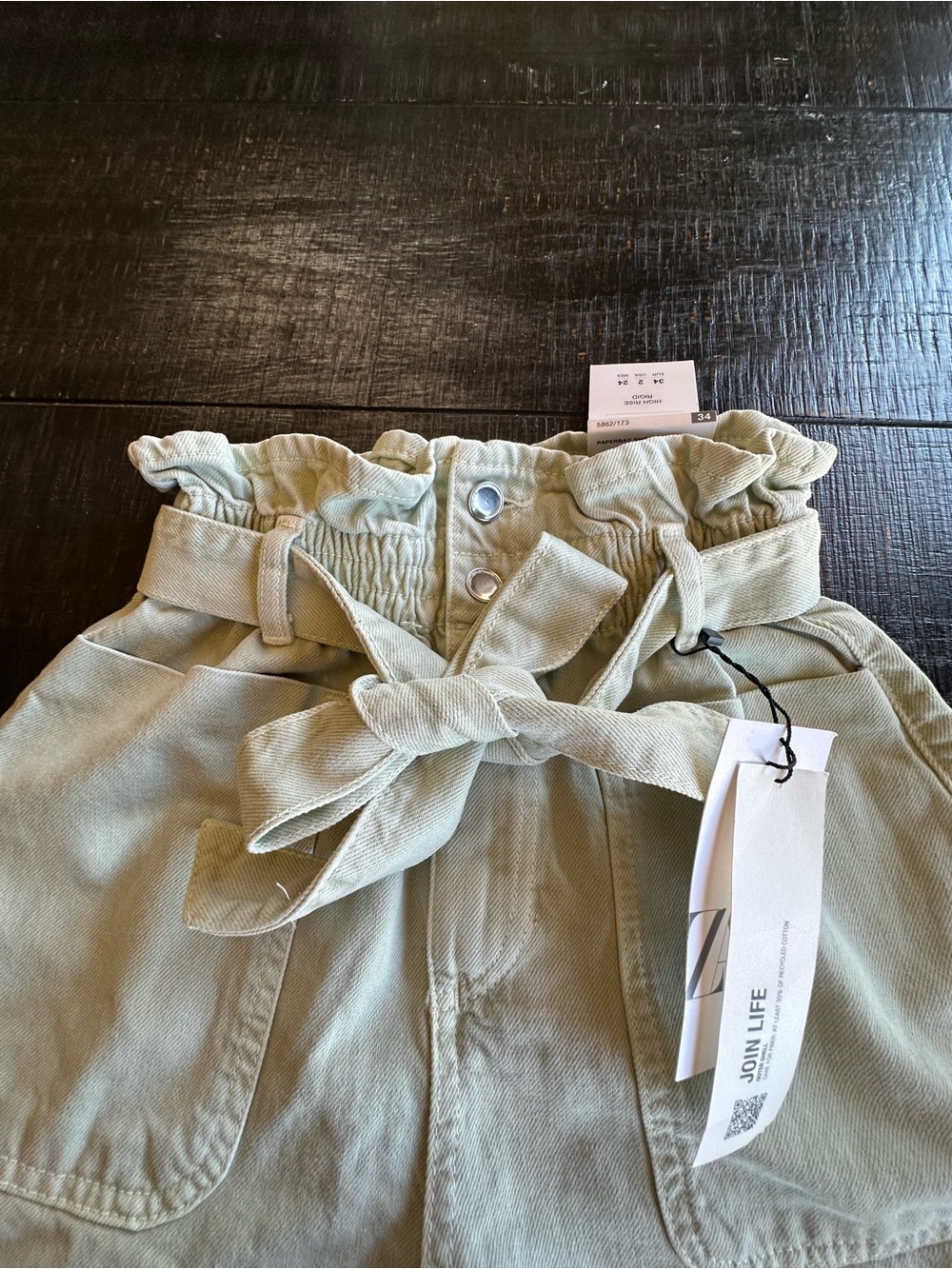 Zara Light Sage Paperbag Belted Shorts - Picture 3 of 6
